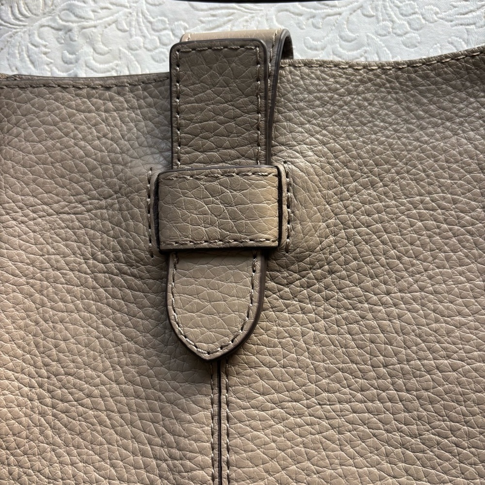 Banana Republic Leather Crossbody Hobo Bag in Taupe - Picture 3 of 13